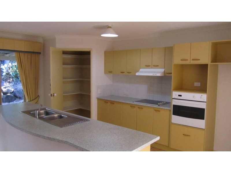 16 Cudgera Avenue, Pottsville NSW 2489