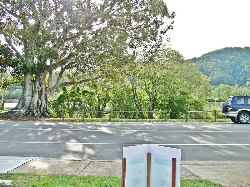 54 Riverside Drive, Tumbulgum NSW 2490