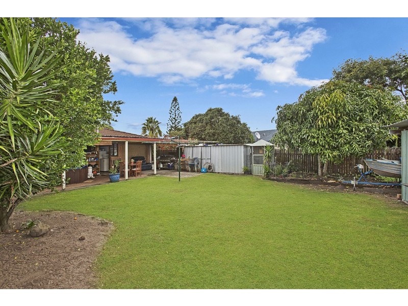 11 Royal Drive, Pottsville NSW 2489