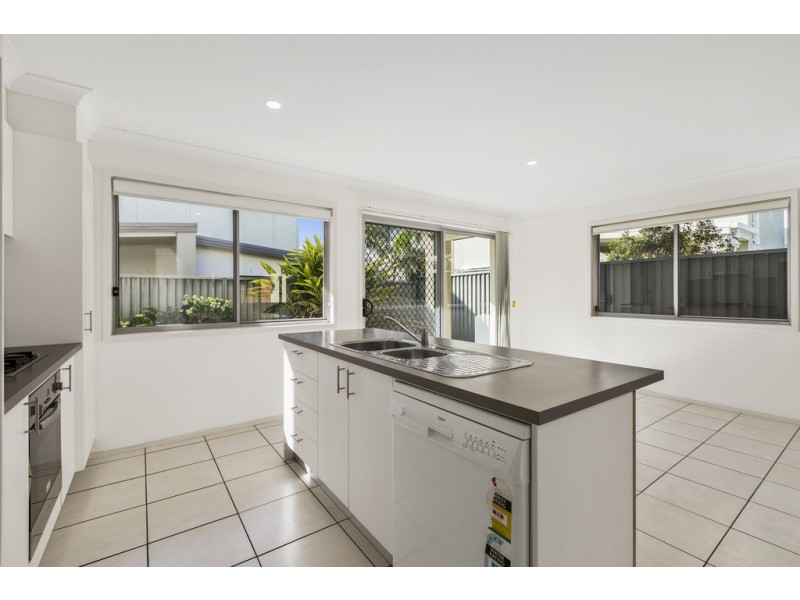 22/3-15 Lennox Circuit, Pottsville NSW 2489