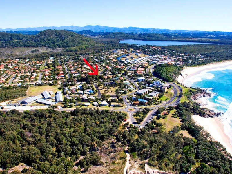 11 Ti Tree Avenue, Cabarita Beach NSW 2488