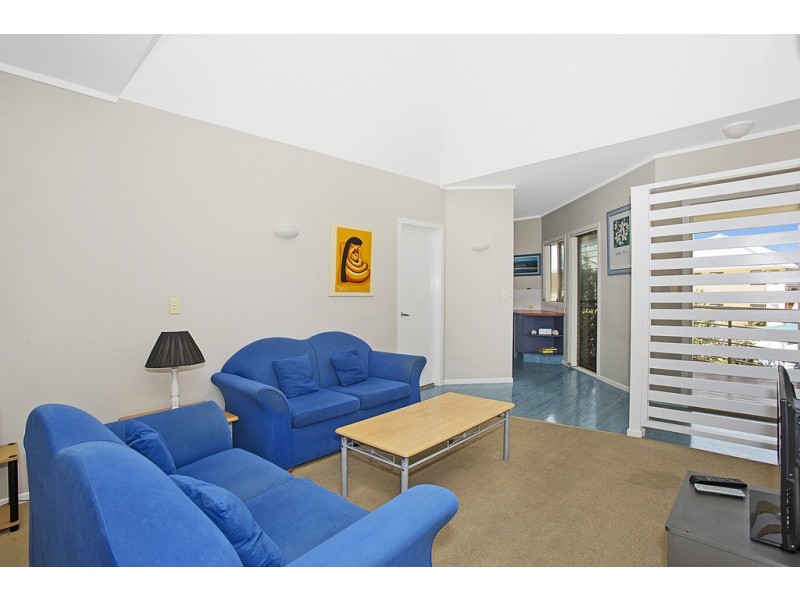 18/2 Creek Street, Hastings Point NSW 2489