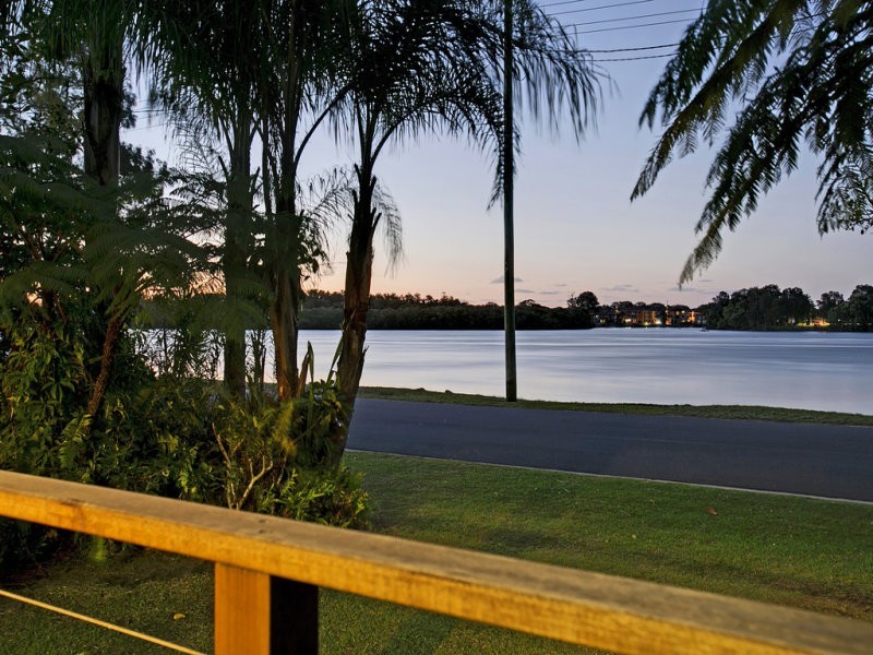 4 PHILP PARADE, Tweed Heads South NSW 2486