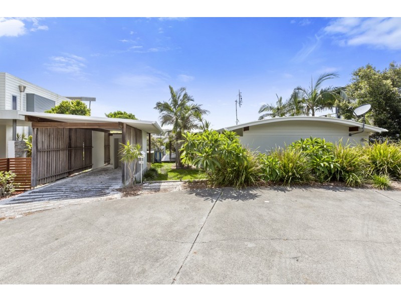 702 Casuarina Way, Casuarina NSW 2487