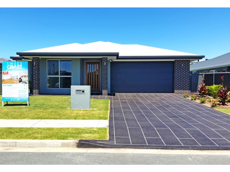 11 Lindwall Avenue, Pottsville NSW 2489