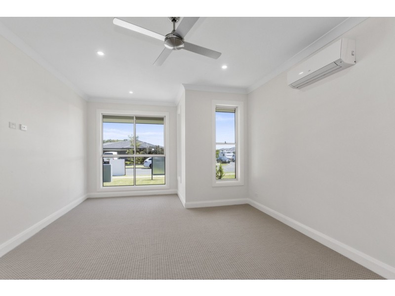 11 Lindwall Avenue, Pottsville NSW 2489