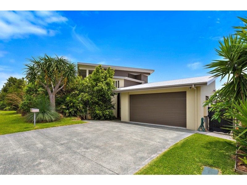 60 Mylestom Circuit, Pottsville NSW 2489