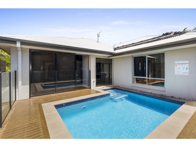 18 Lennox Circuit, Pottsville NSW 2489