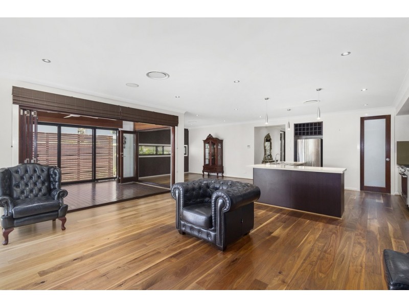 18 Lennox Circuit, Pottsville NSW 2489