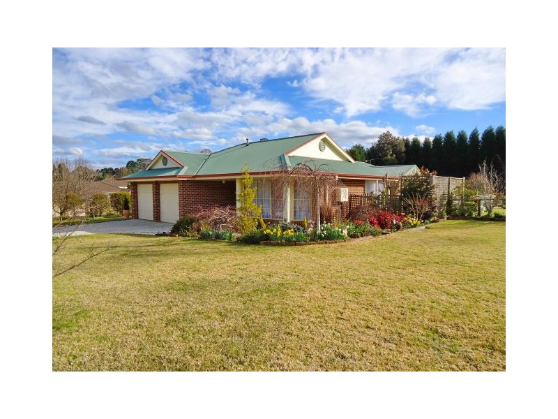 5 Stratford Way, Burradoo NSW 2576