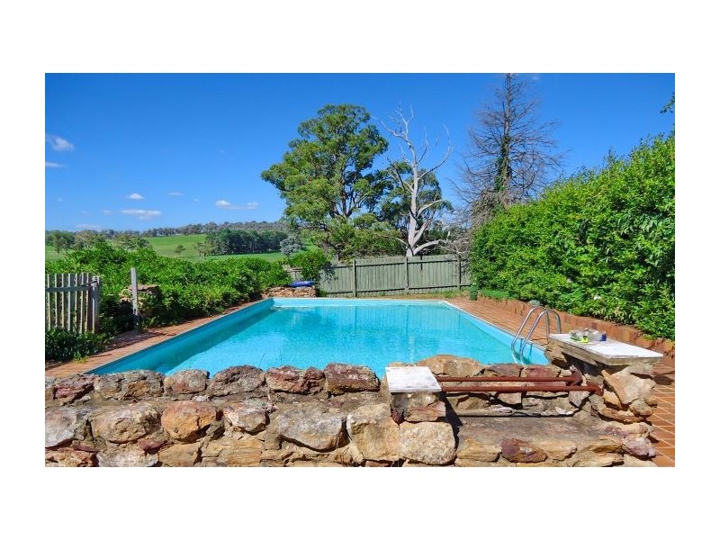 - WENDELA Canyonleigh Road, Canyonleigh NSW 2577