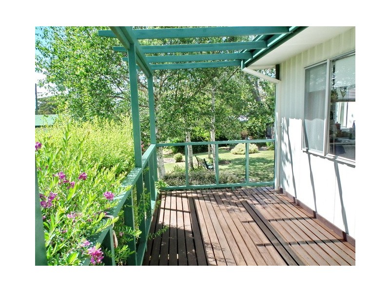 5a Badgery Street, Willow Vale NSW 2575