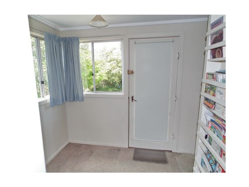 5a Badgery Street, Willow Vale NSW 2575