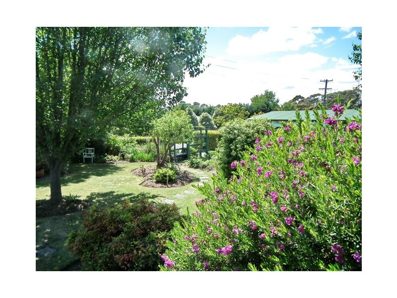 5a Badgery Street, Willow Vale NSW 2575