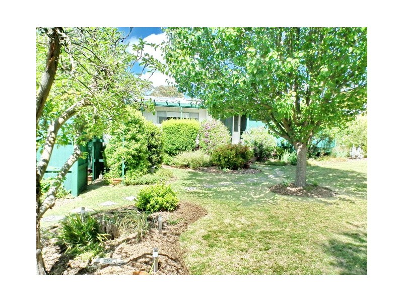 5a Badgery Street, Willow Vale NSW 2575