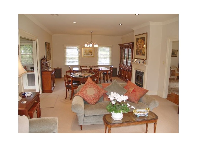 4 Werrington Street, Burradoo NSW 2576