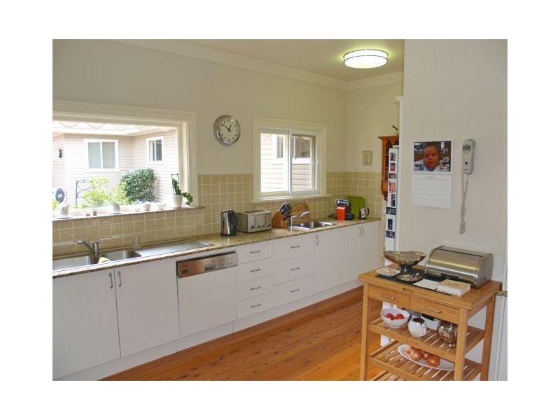 4 Werrington Street, Burradoo NSW 2576