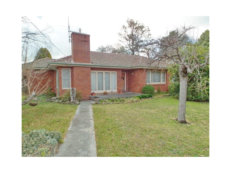 21 Gordon Road, Bowral NSW 2576