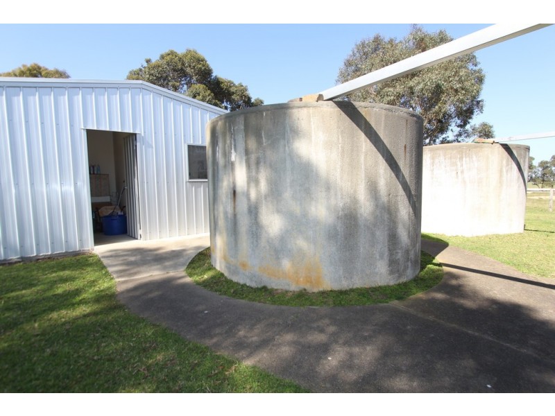 166 Cochranes Road, Longford VIC 3851