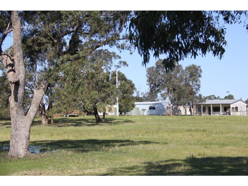 166 Cochranes Road, Longford VIC 3851