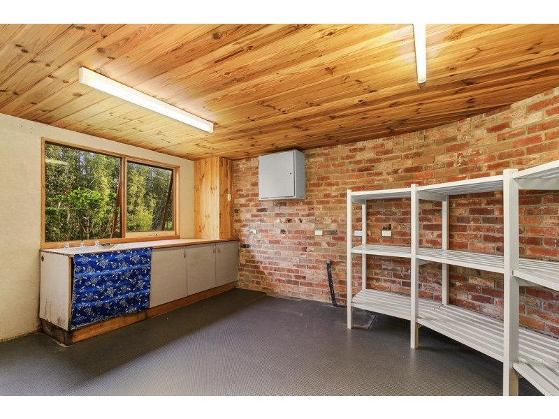 39 BRENNANS ROAD, Longford VIC 3851