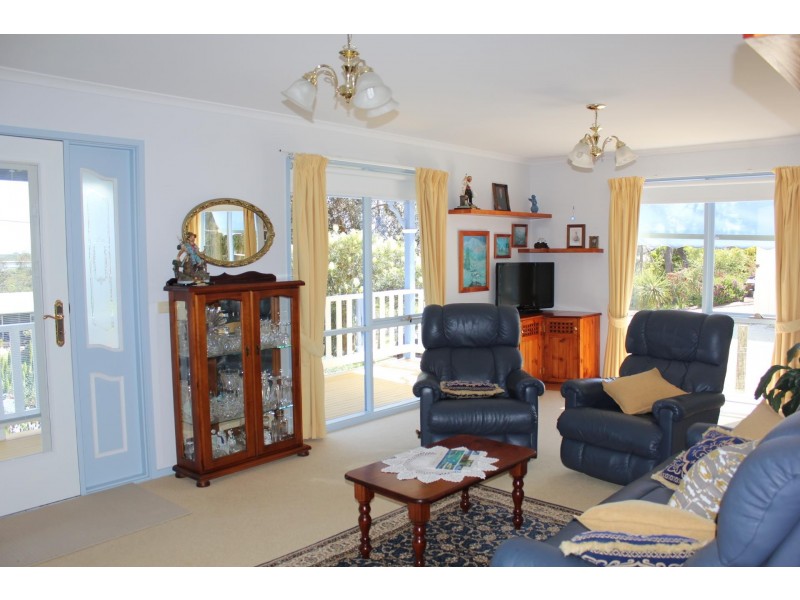 61-63 Sixth Avenue North, Paradise Beach VIC 3851