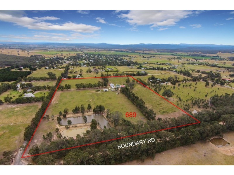 689 Boundary rd, Briagolong VIC 3860