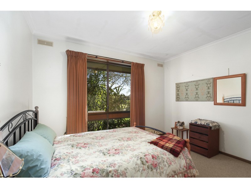* Coverdale Drive, Sale VIC 3850