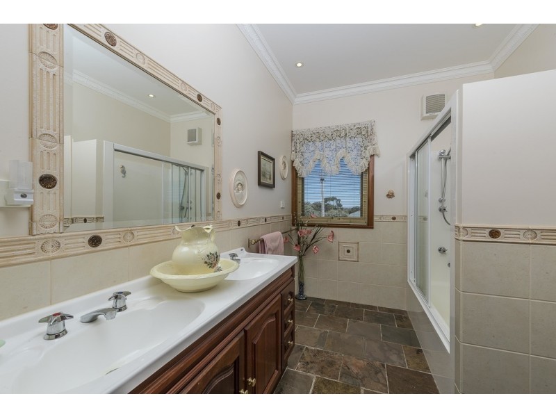 #75 Wattle Grove, Loch Sport VIC 3851