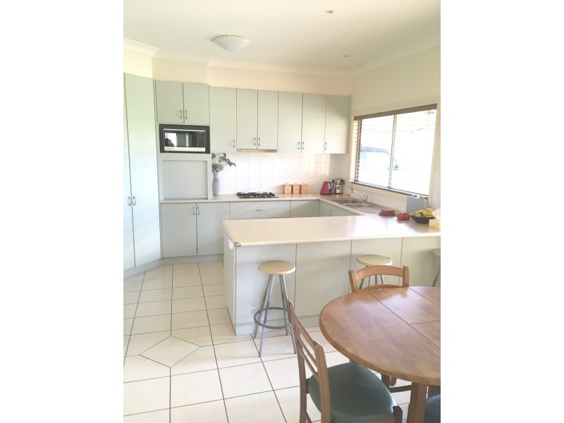 214 Powerscourt Street, Maffra VIC 3860