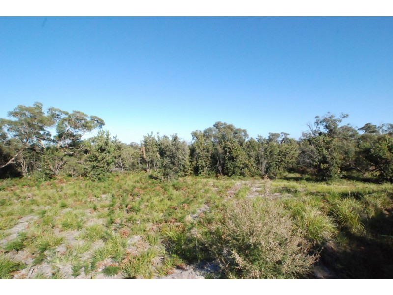 5 Longford-Loch Sport Road, Loch Sport VIC 3851