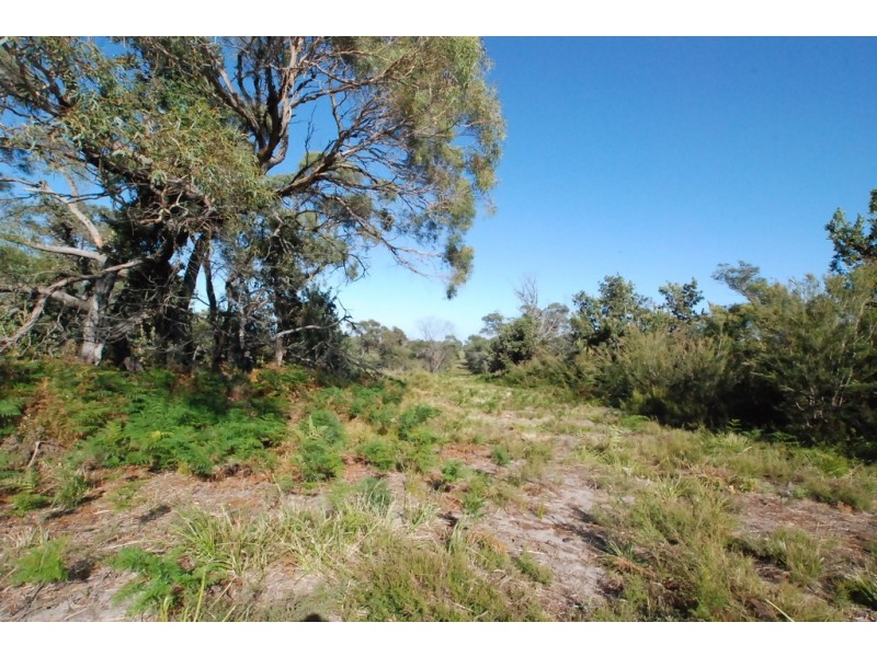 5 Longford-Loch Sport Road, Loch Sport VIC 3851