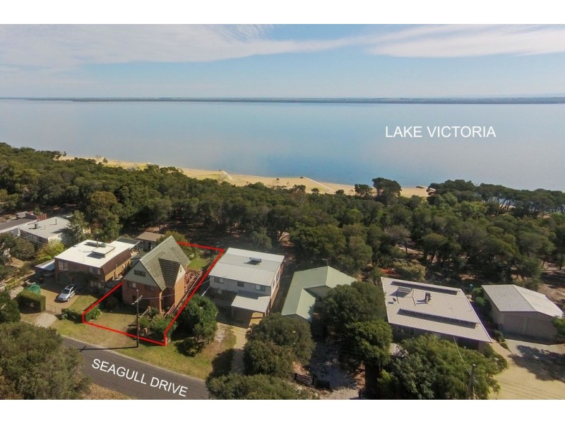 42 Seagull Drive, Loch Sport VIC 3851