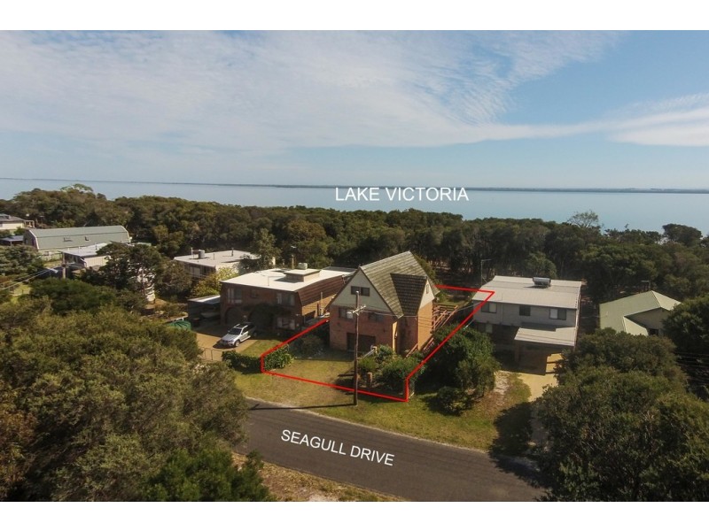 42 Seagull Drive, Loch Sport VIC 3851
