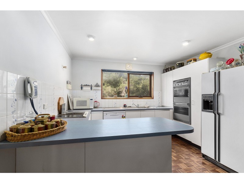42 Seagull Drive, Loch Sport VIC 3851