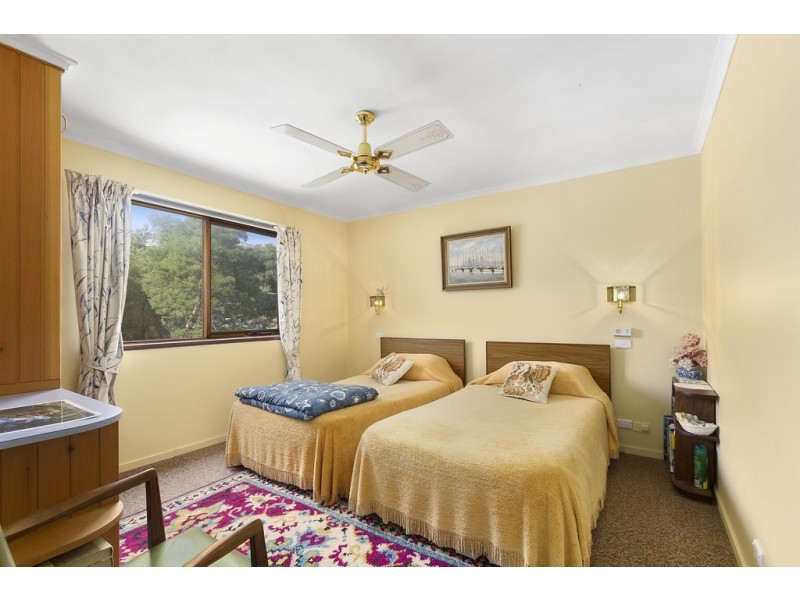 42 Seagull Drive, Loch Sport VIC 3851