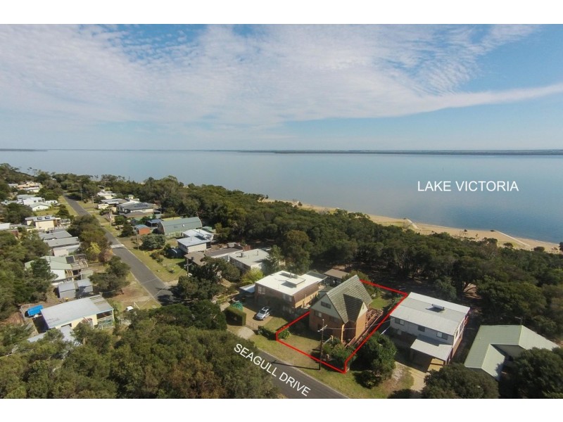 42 Seagull Drive, Loch Sport VIC 3851