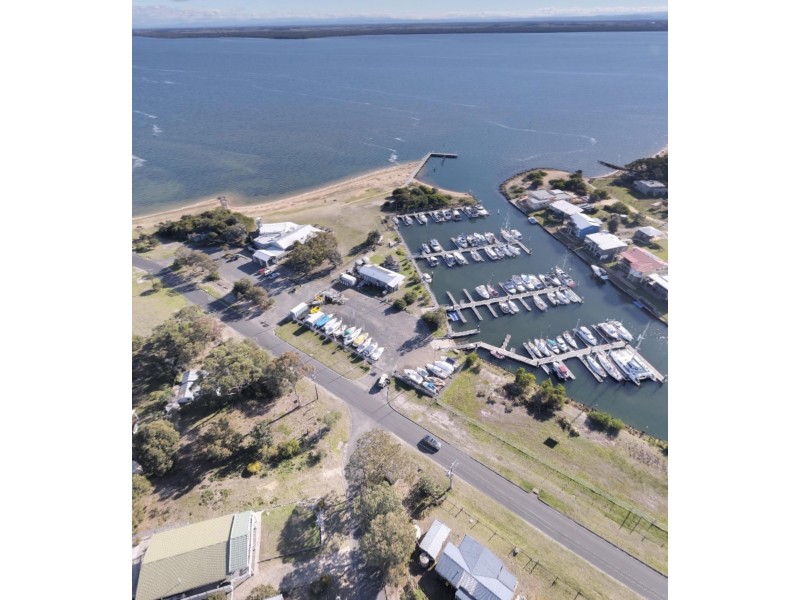 23 Holmes Street, Loch Sport VIC 3851