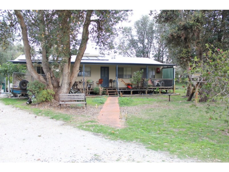 115 Meridan Road, Paradise Beach VIC 3851