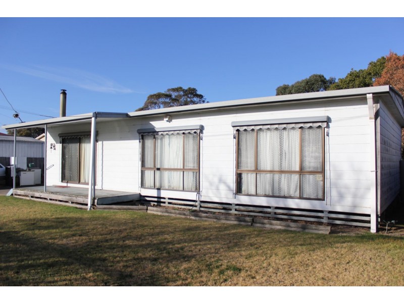 68 McFarlane Street, Stratford VIC 3862