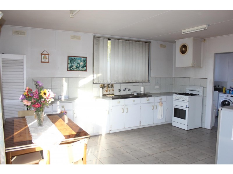 68 McFarlane Street, Stratford VIC 3862