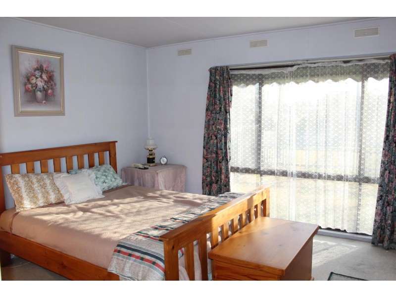 68 McFarlane Street, Stratford VIC 3862