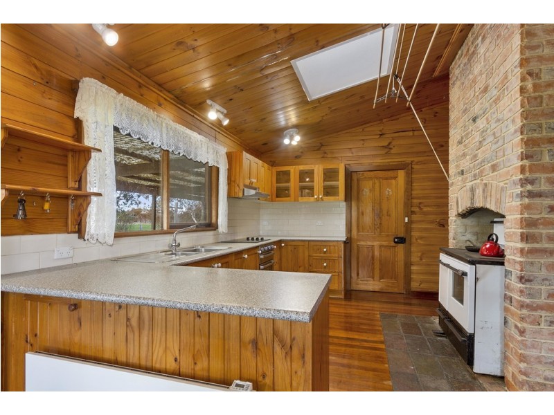 # Freestone Creek Road, Briagolong VIC 3860