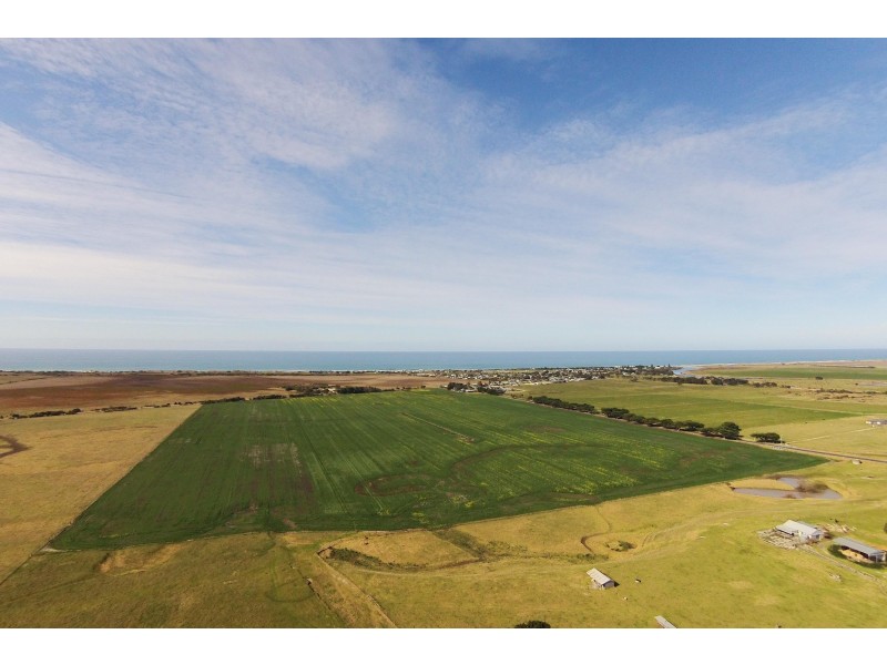 2321 Seaspray Road, Seaspray VIC 3851