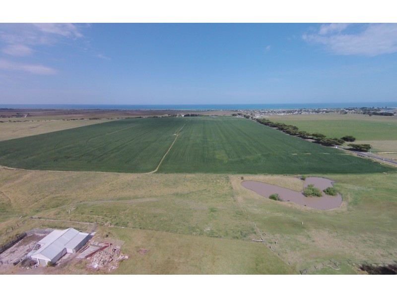 2321 Seaspray Road, Seaspray VIC 3851