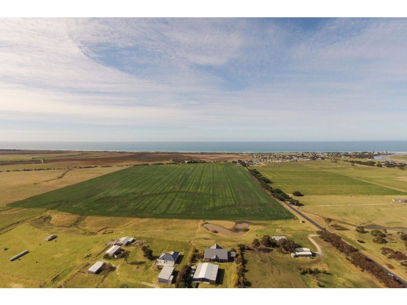 2321 Seaspray Road, Seaspray VIC 3851