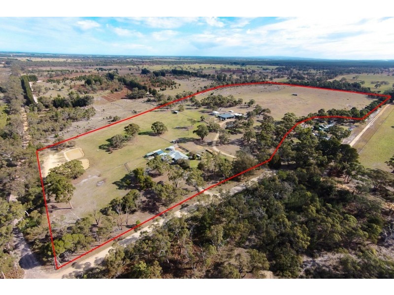 456 Carrs Creek Road, Longford VIC 3851