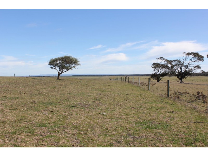 2 McGuiness road, Seaspray VIC 3851