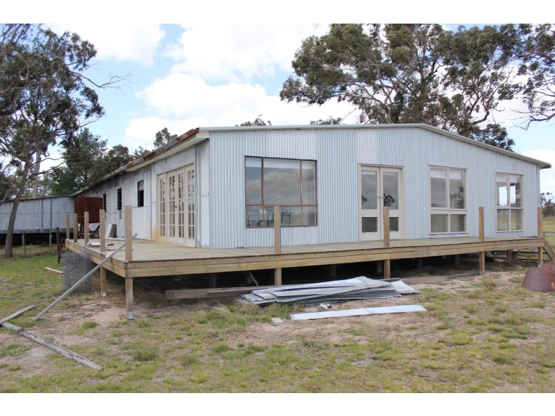 120 Cochranes Rd, Seaspray VIC 3851
