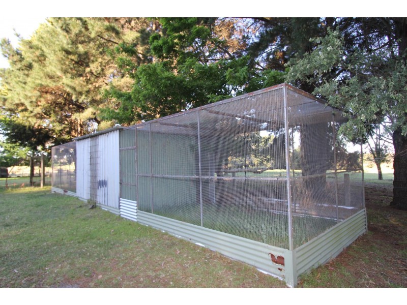 1698 Thirteen Mile Rd, Willung VIC 3847